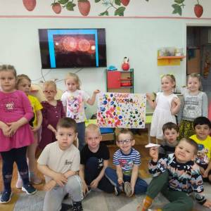 Фотоотчёт о беседе во второй младшей группе «Великая Победа»