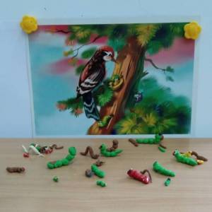 «Знакомство с рассказом К. Д. Ушинского «Дятел». Конспект интегрированного занятия с детьми средней группы