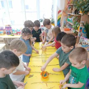 Упражнения для формирования элементарных математических представлений «Весна. Мамин праздник»