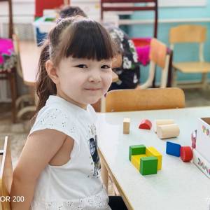 Конспект занятия во второй младшей группе по конструированию «По замыслу»