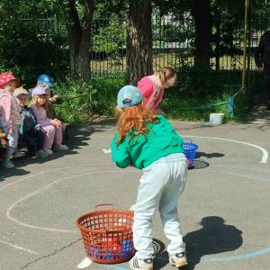 Сценарий спортивного досуга «Ловкие, смелые, быстрые» для детей 5–6 лет