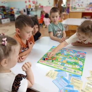 Игра-бродилка «Мой любимый детский сад» для детей 5–7 лет